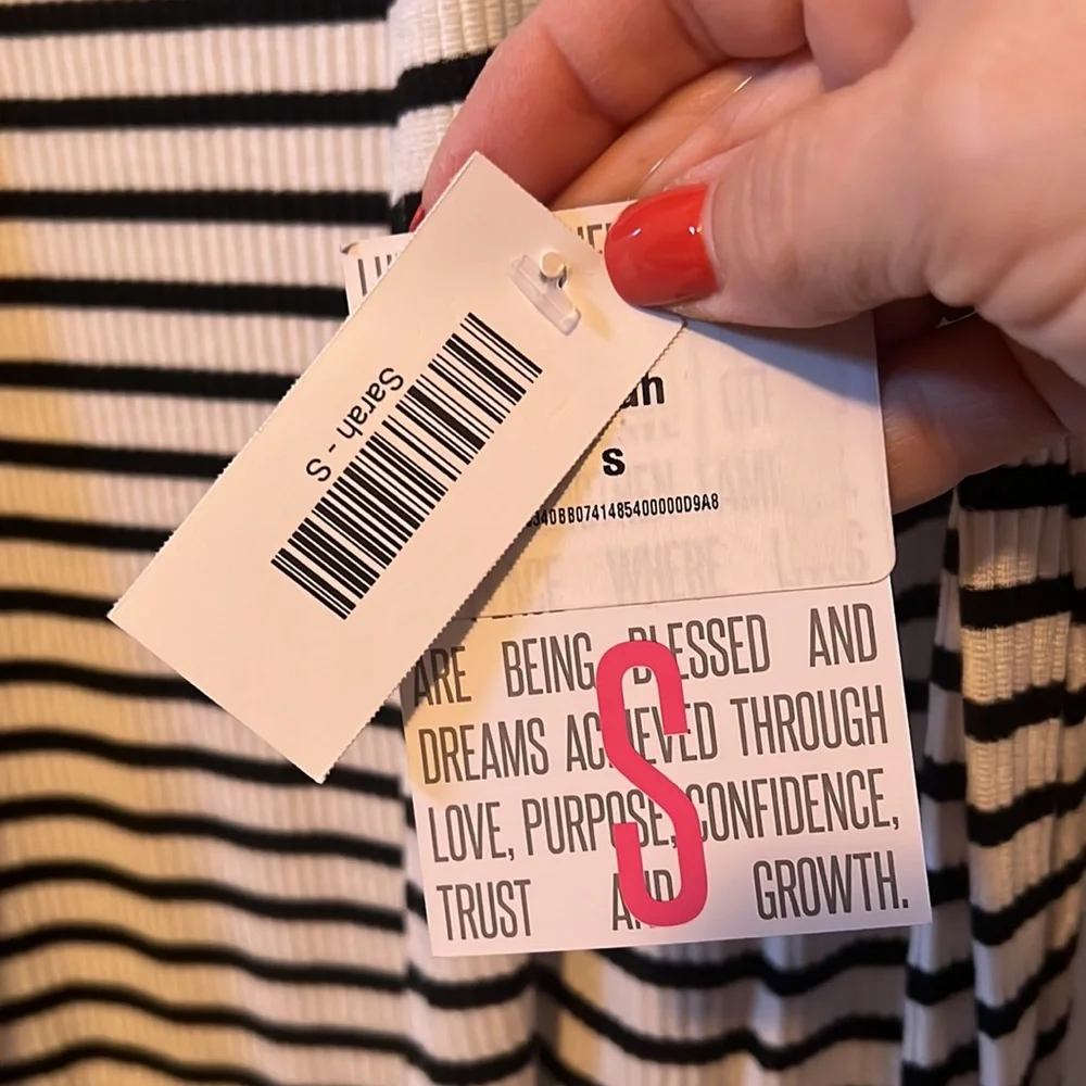 Lularoe Sarah - Picture 2 of 2